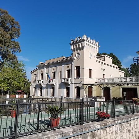 Domus Lineker Apartment Venafro Exterior photo